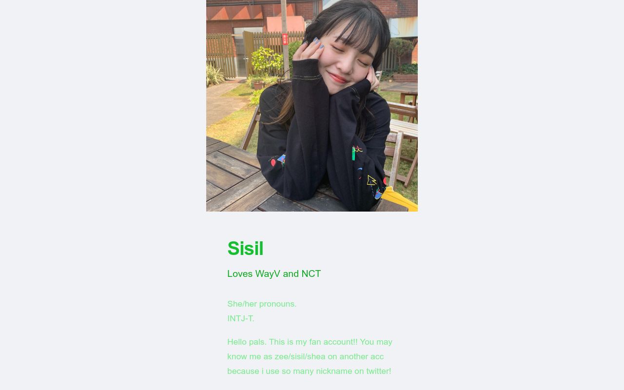 Carrd profile picture for @sisil